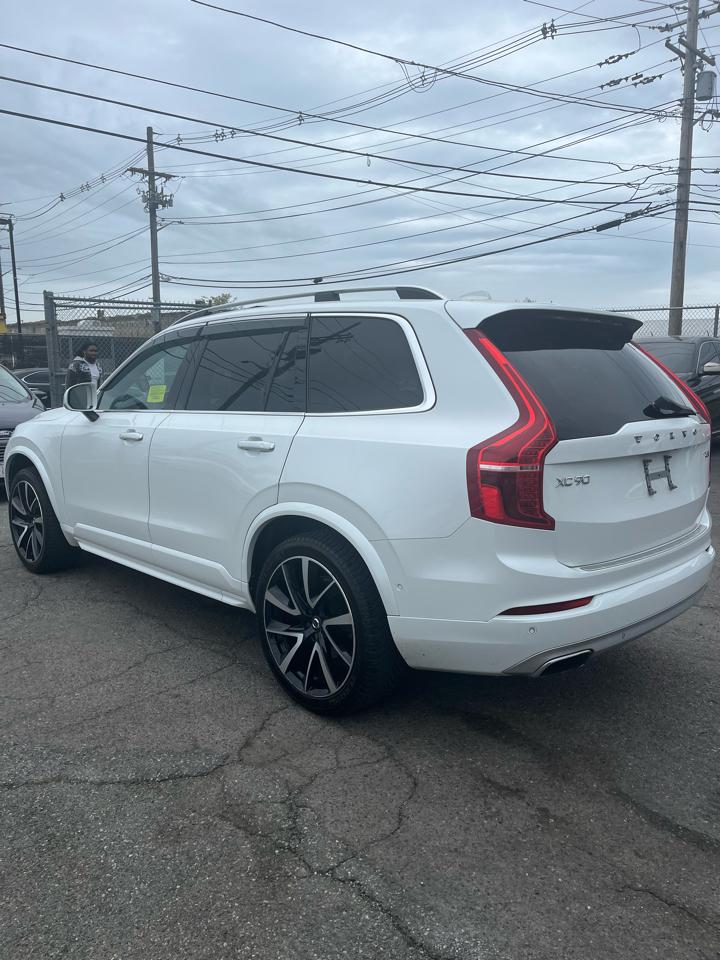 Volvo XC90 T6 Momentum AWD 2018