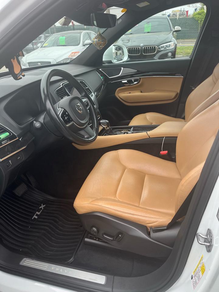 Volvo XC90 T6 Momentum AWD 2018