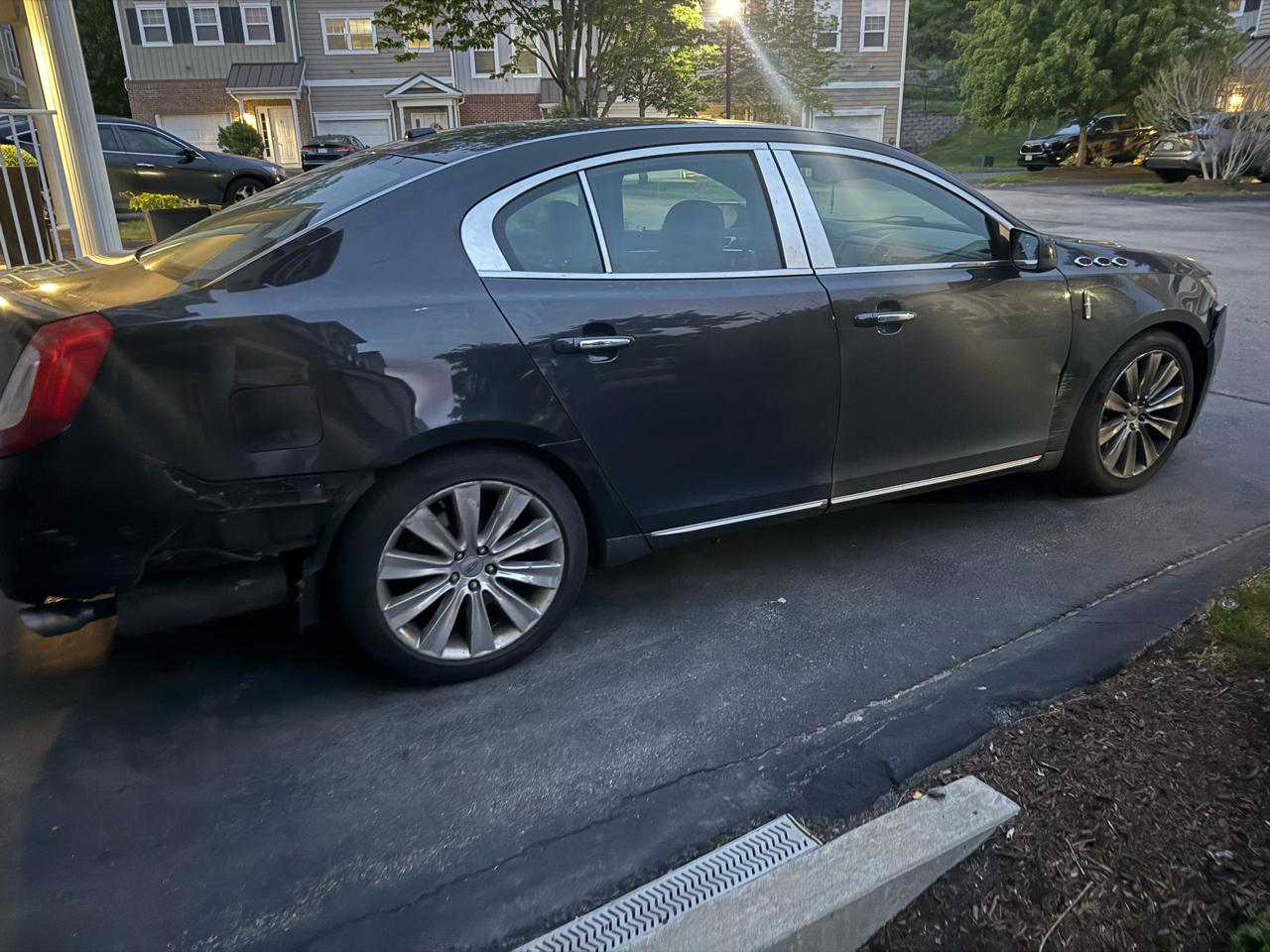 Lincoln MKS EcoBoost AWD 2013