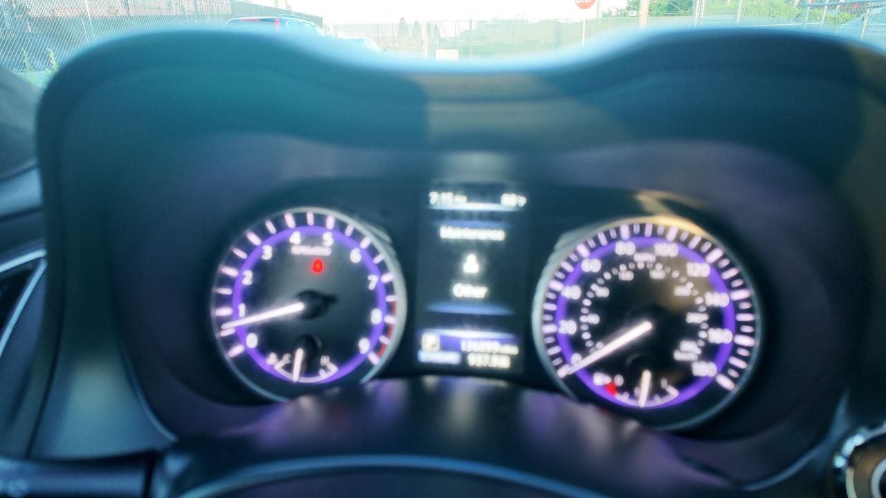 Infiniti Q50 Base AWD 2015