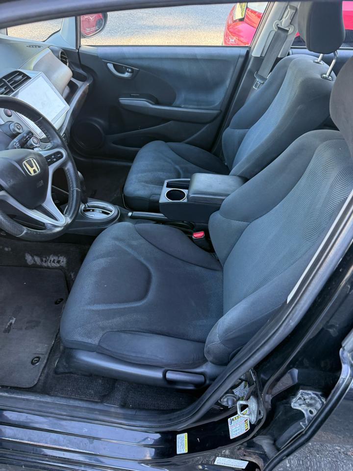Honda Fit Sport 5-Speed AT 2011