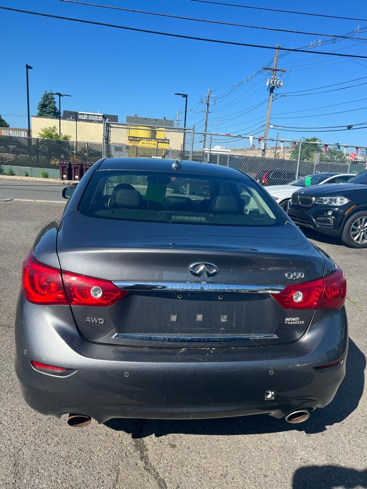 Infiniti Q50 Base AWD 2015
