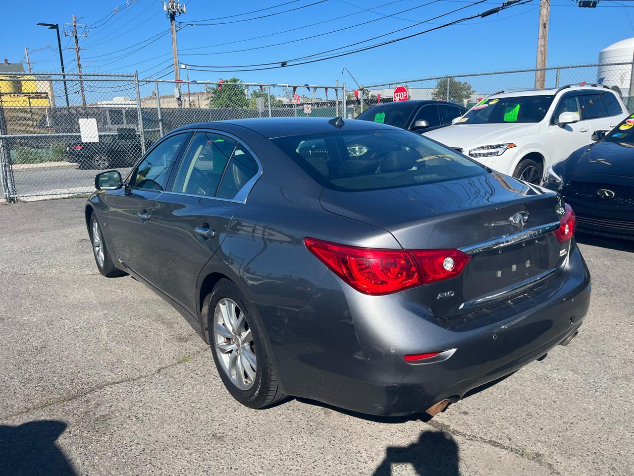 Infiniti Q50 Base AWD 2015