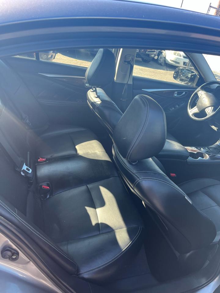 Infiniti Q50 Base AWD 2015