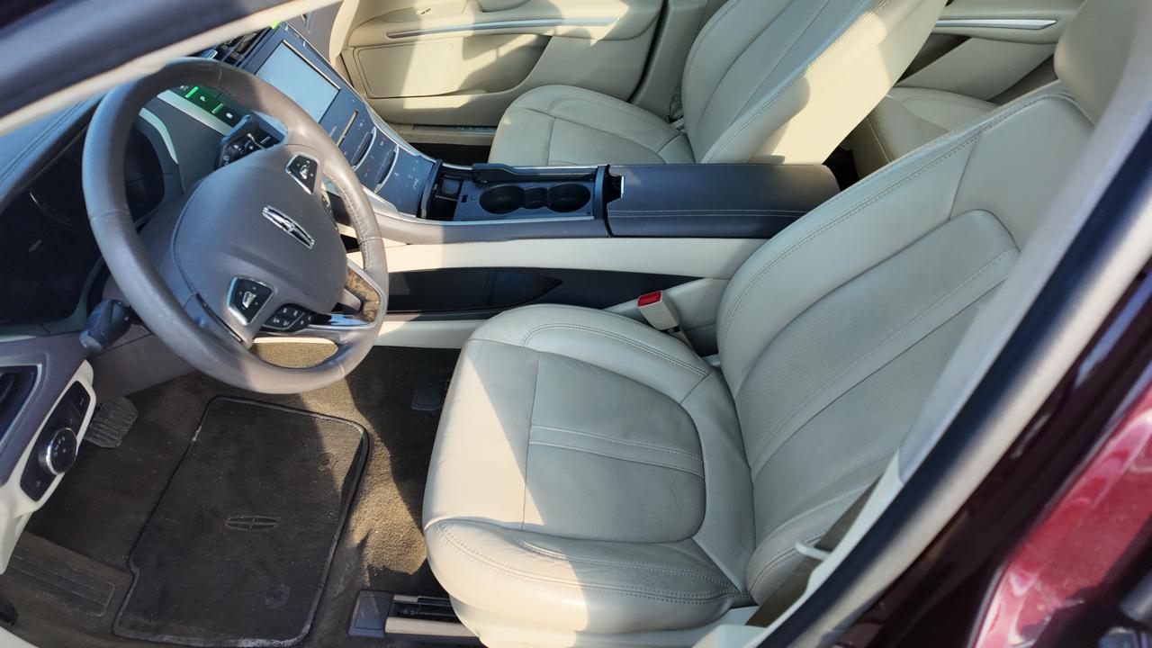Lincoln MKZ AWD 2013