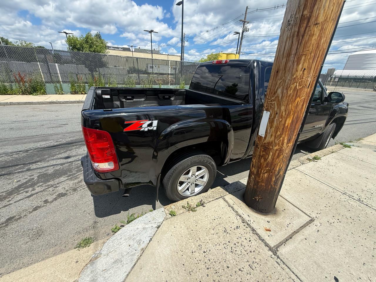 GMC Sierra 1500 SLE Crew Cab 4WD 2012