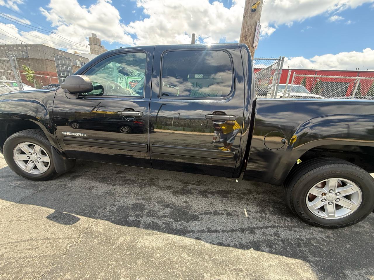 GMC Sierra 1500 SLE Crew Cab 4WD 2012