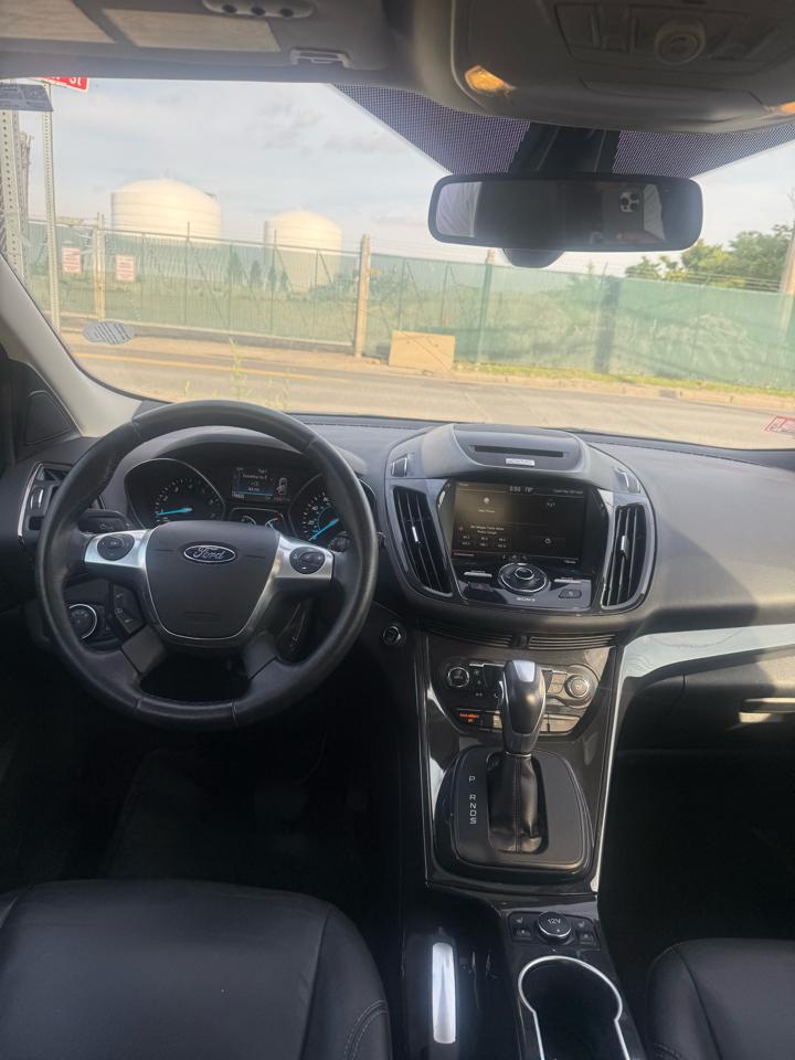 Ford Escape Titanium 4WD 2015