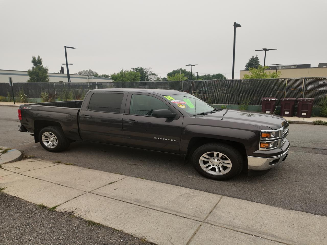 Chevrolet Silverado 1500 2LT Crew Cab Long Box 2WD 2014