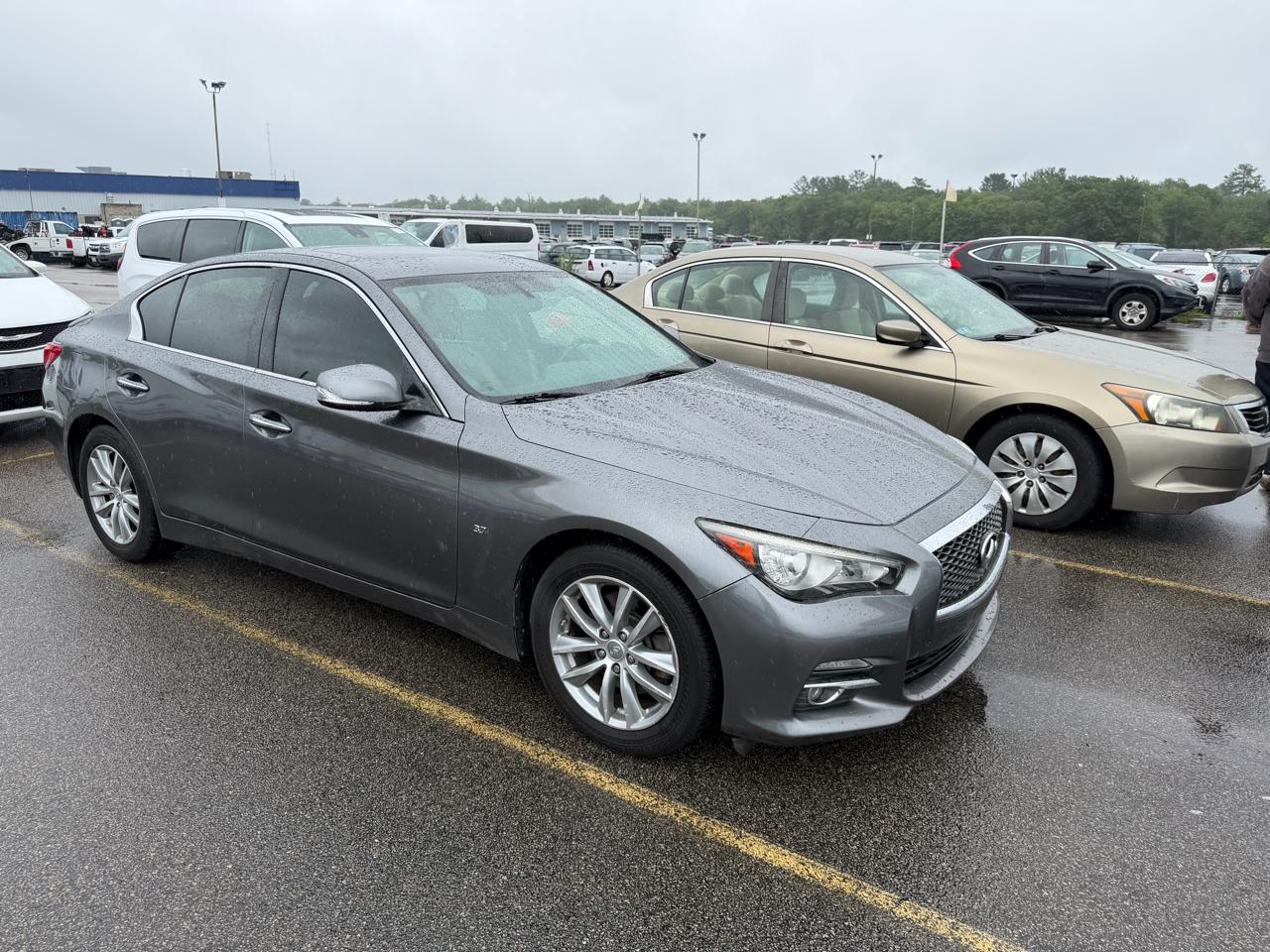 Infiniti Q50 Base AWD 2015