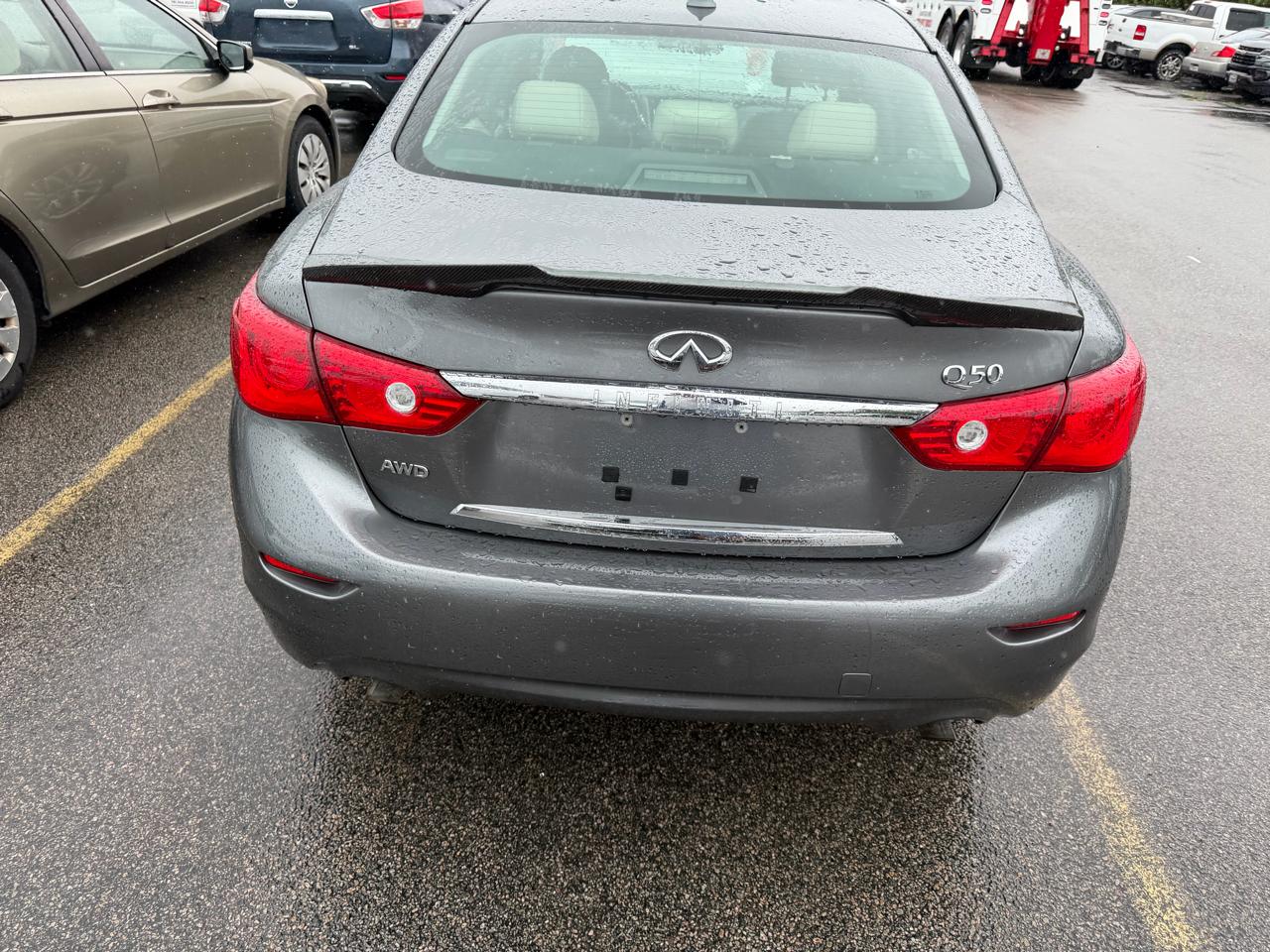Infiniti Q50 Base AWD 2015