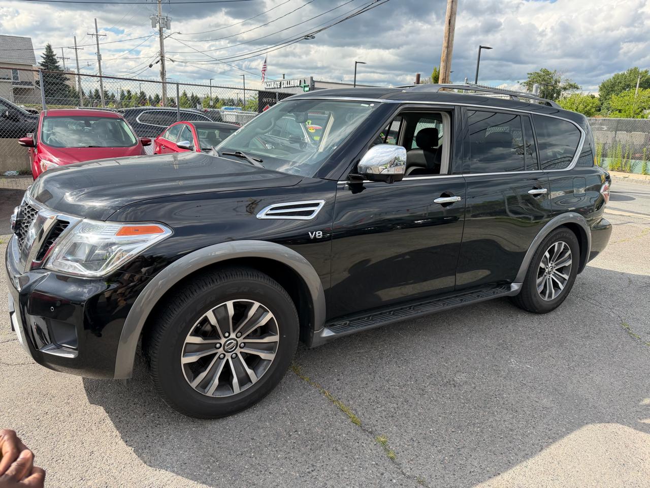 Nissan Armada Platinum AWD 2017