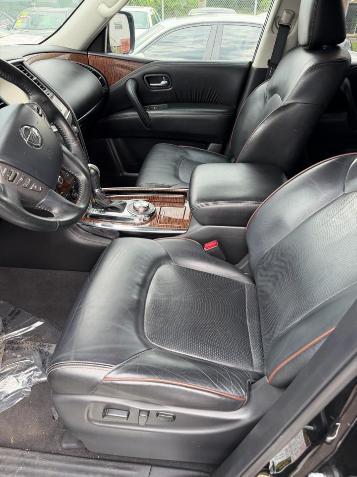 Nissan Armada Platinum AWD 2017