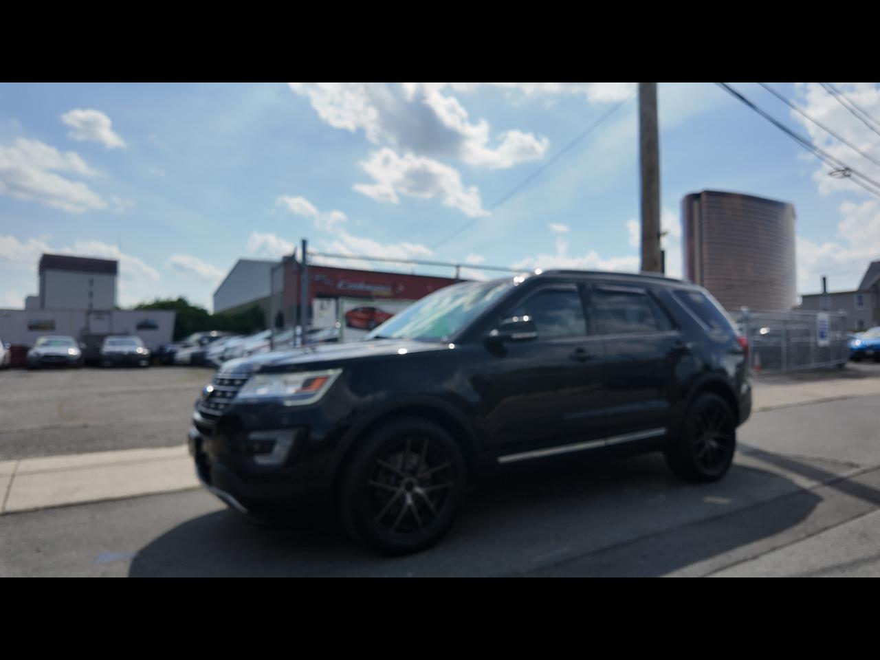 Ford Explorer XLT 4.0L 4WD 2017
