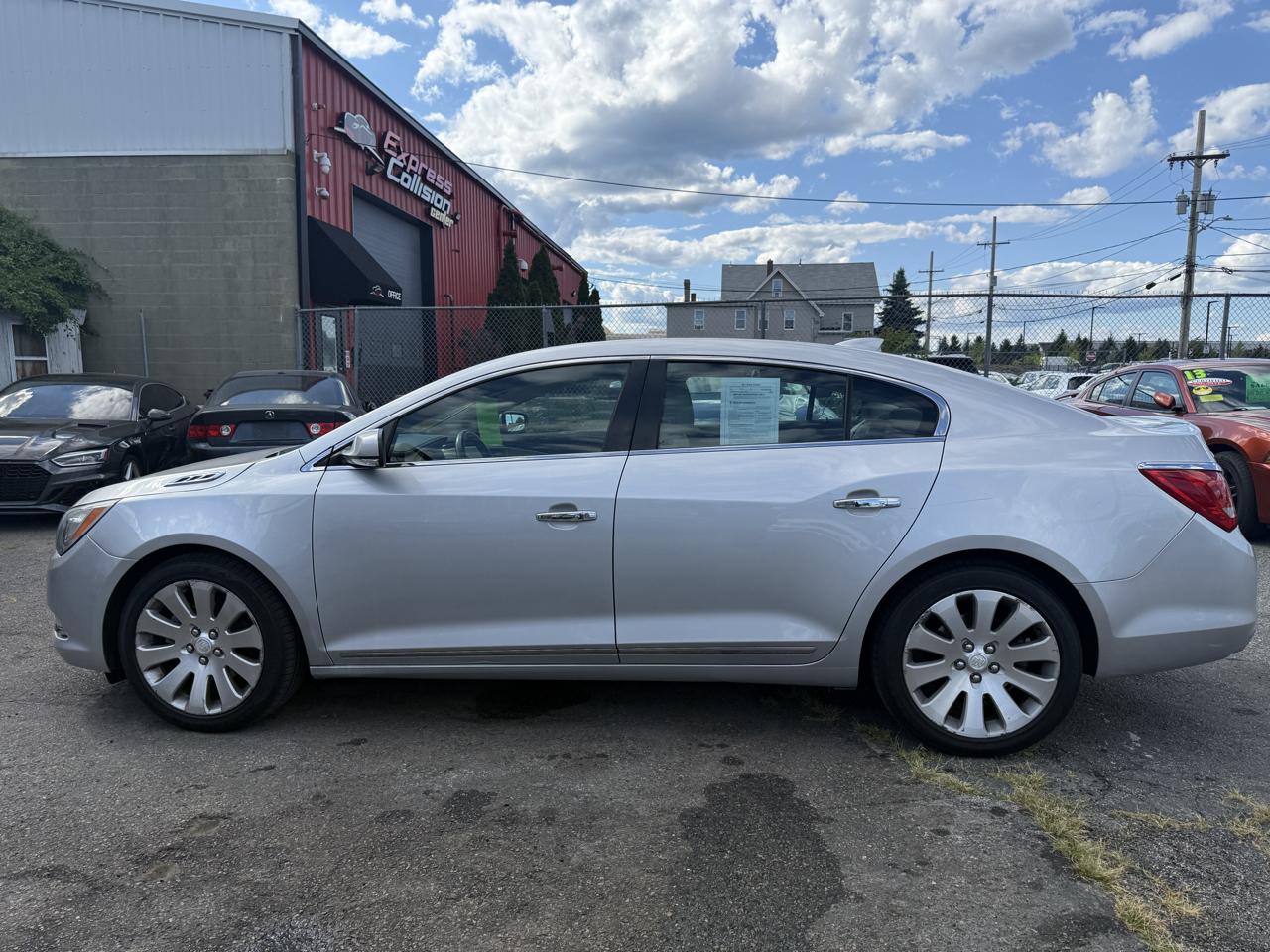 Buick LaCrosse Leather Package AWD 2016
