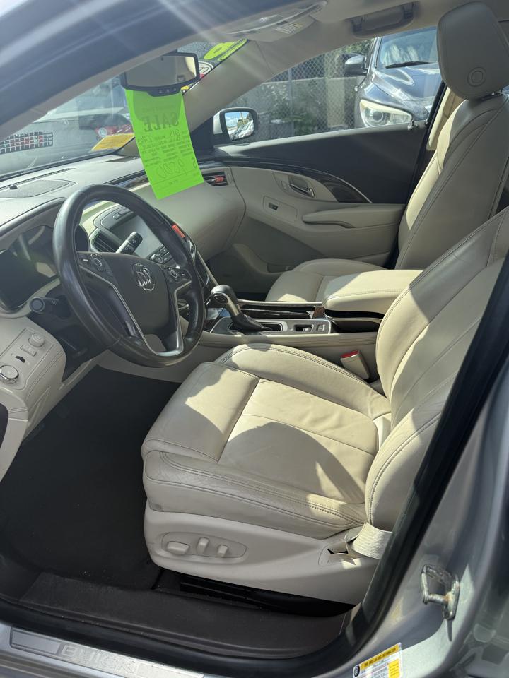 Buick LaCrosse Leather Package AWD 2016