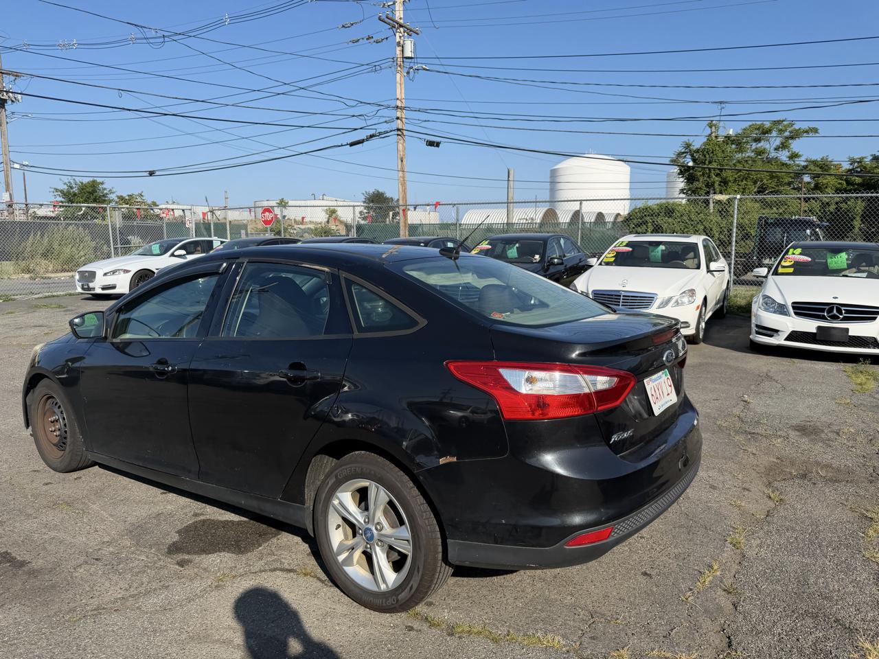 Ford Focus SE Sedan 2013
