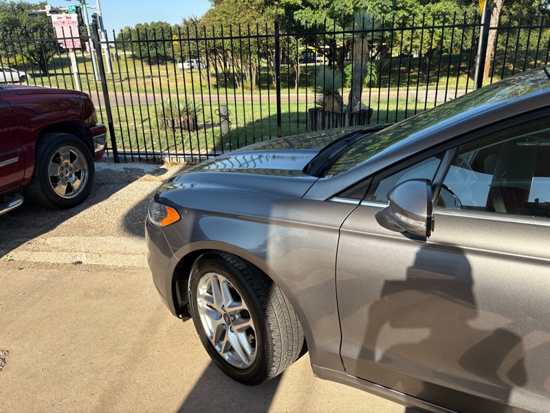 Ford Fusion SE 2013