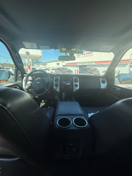 Ford Expedition EL Limited 4WD 2013