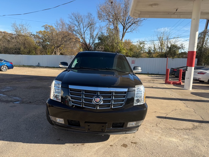 2013 Cadillac Escalade Hybrid's photo
