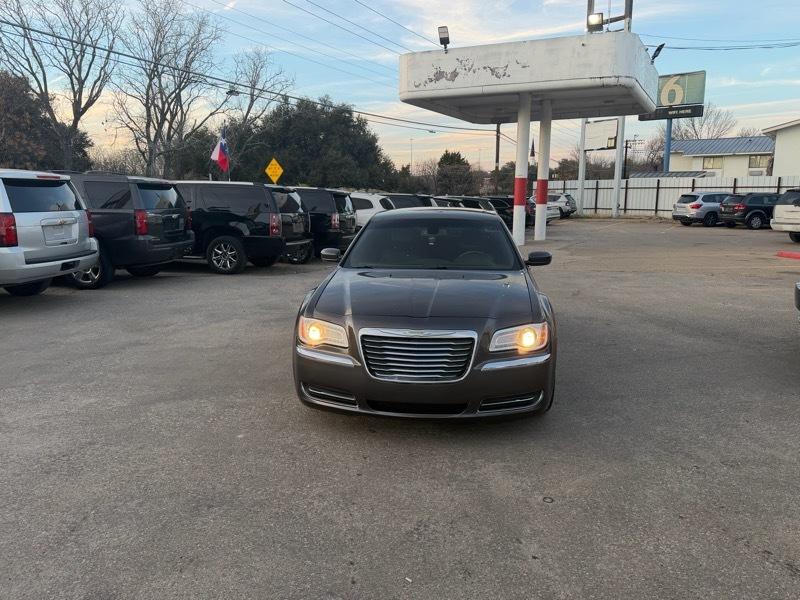 2014 Chrysler 300 RWD