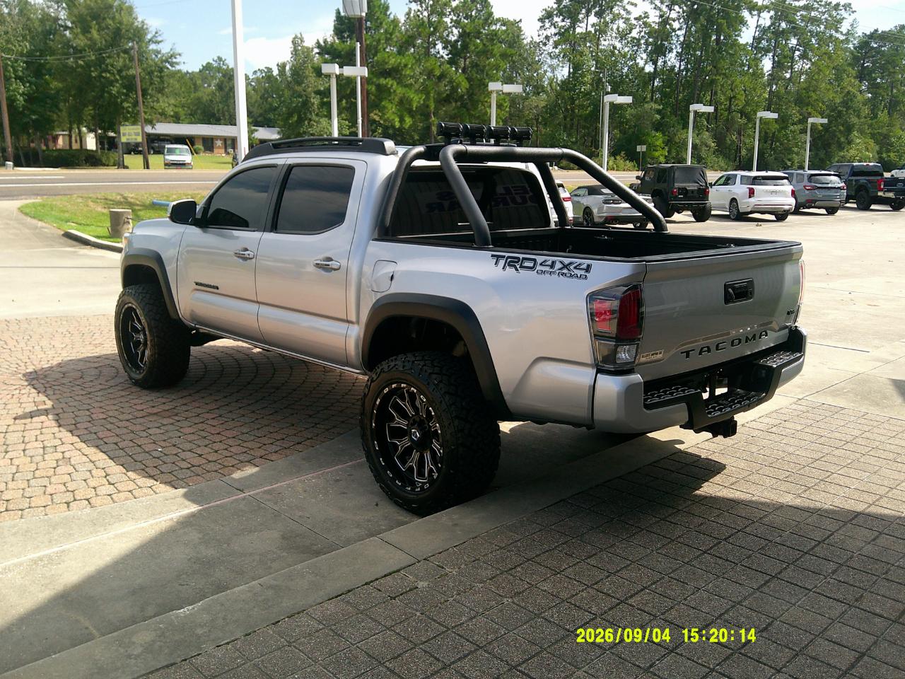 Toyota Tacoma 4WD TRD Off Road Double Cab 5' Bed V6 AT (Natl) 2022