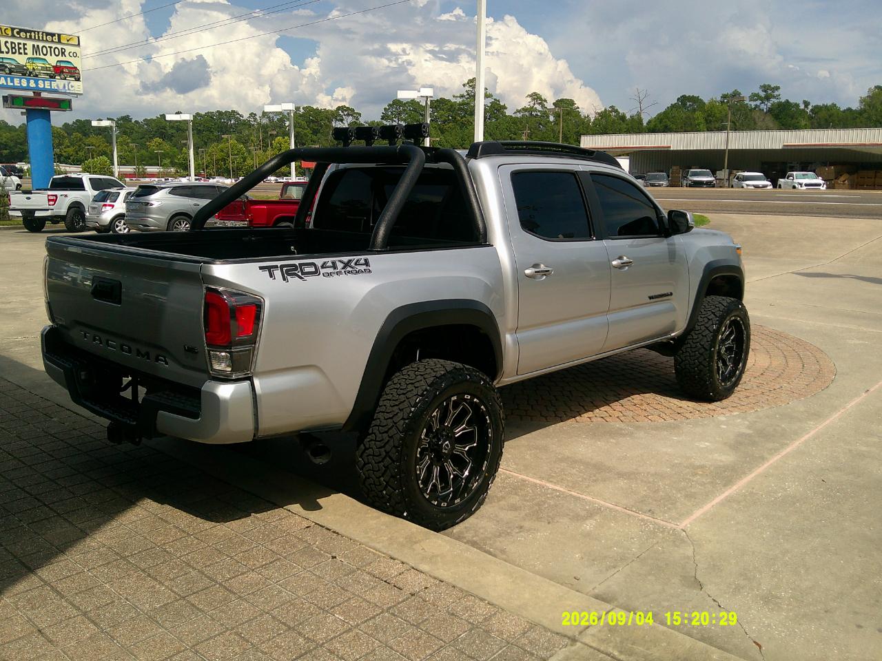 Toyota Tacoma 4WD TRD Off Road Double Cab 5' Bed V6 AT (Natl) 2022