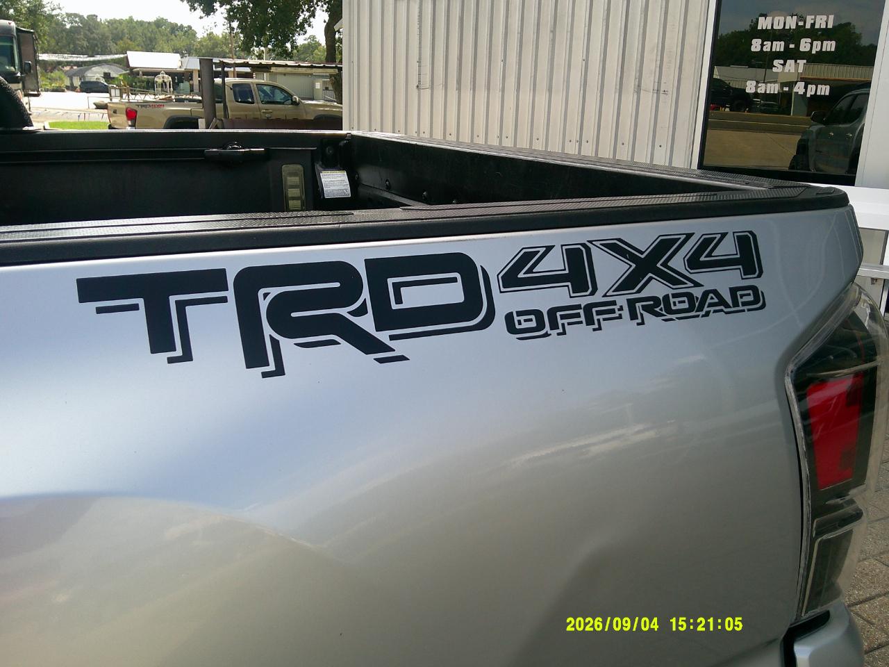 Toyota Tacoma 4WD TRD Off Road Double Cab 5' Bed V6 AT (Natl) 2022