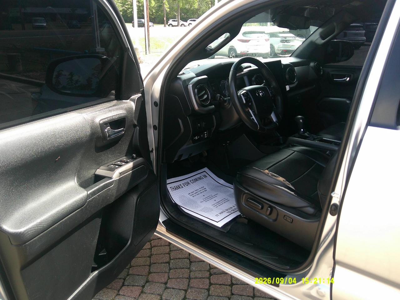 Toyota Tacoma 4WD TRD Off Road Double Cab 5' Bed V6 AT (Natl) 2022
