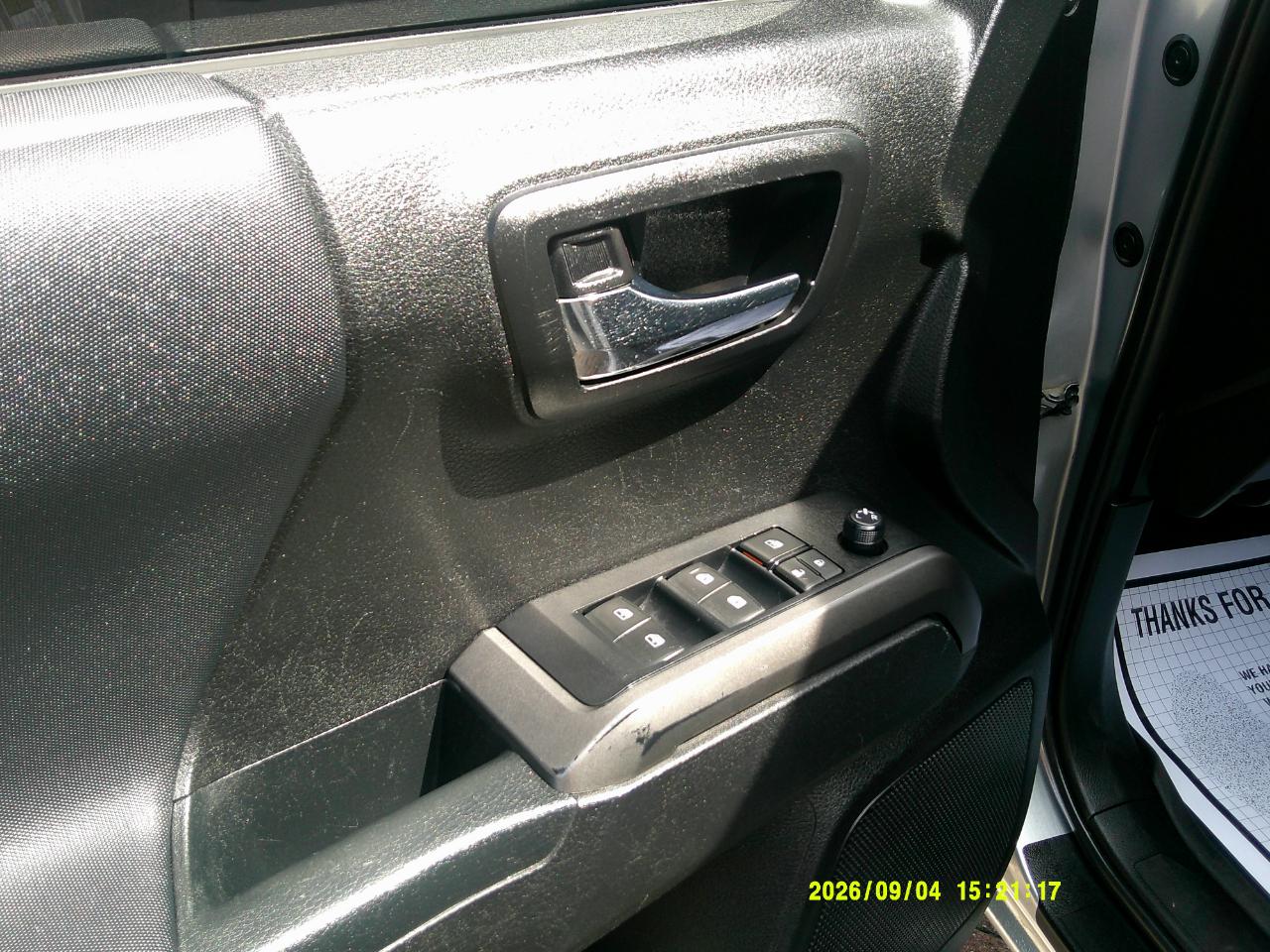 Toyota Tacoma 4WD TRD Off Road Double Cab 5' Bed V6 AT (Natl) 2022