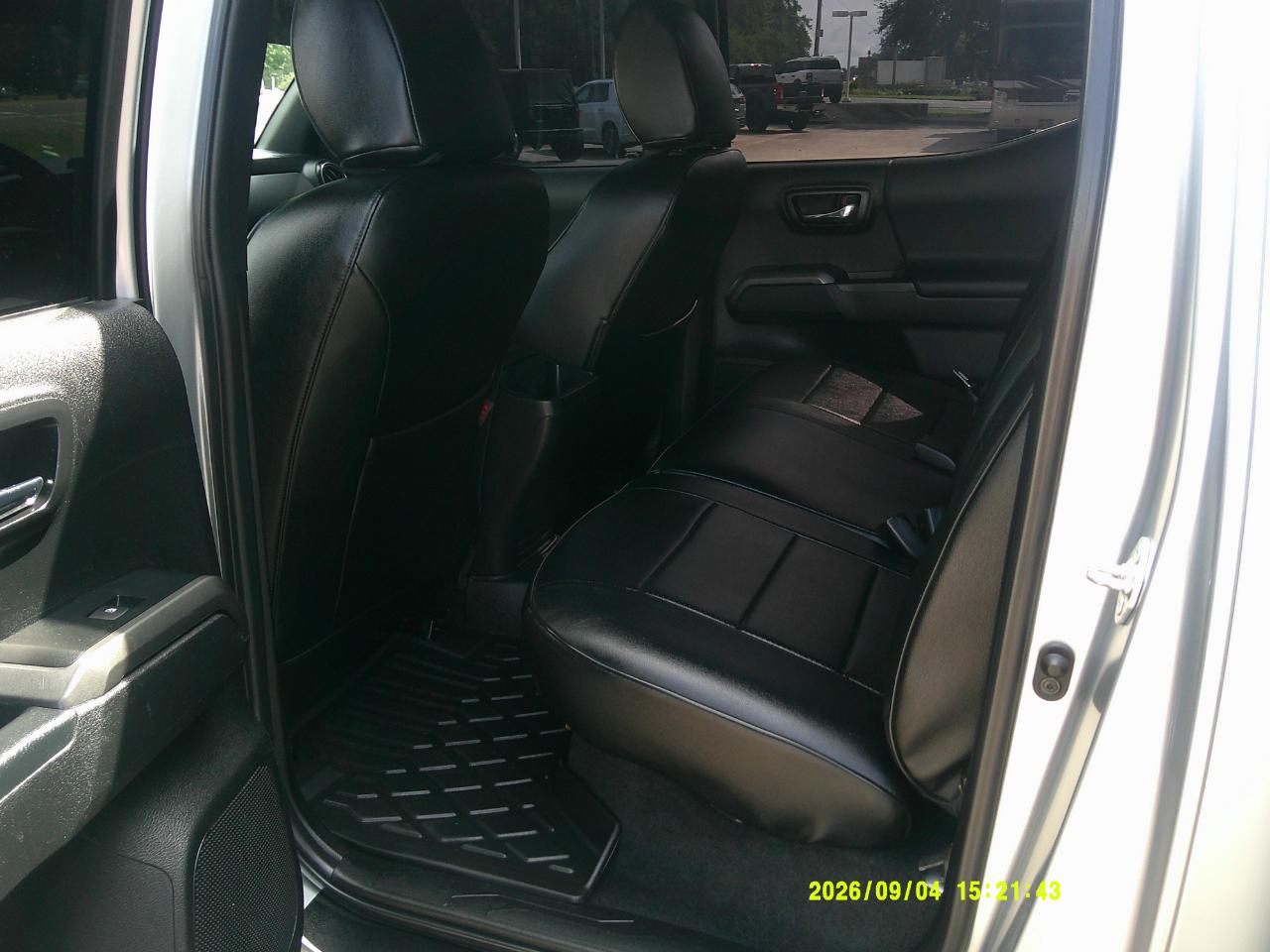Toyota Tacoma 4WD TRD Off Road Double Cab 5' Bed V6 AT (Natl) 2022