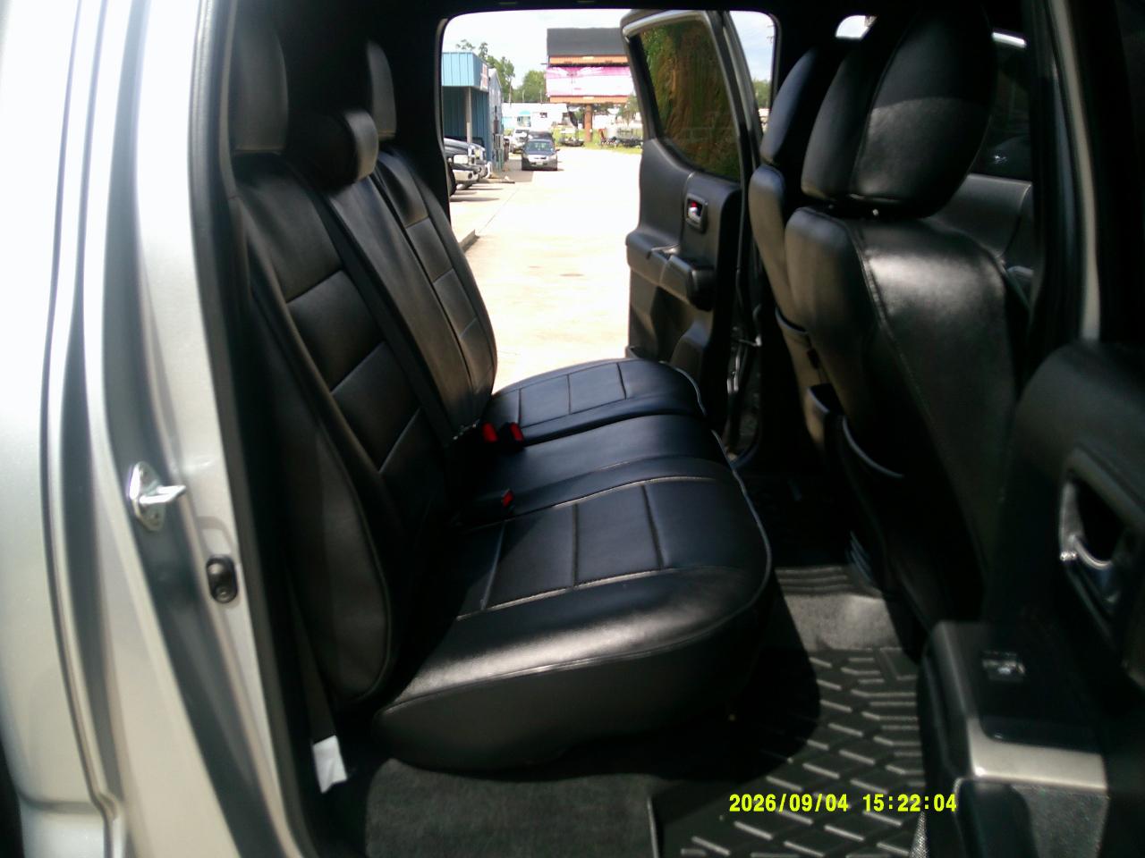 Toyota Tacoma 4WD TRD Off Road Double Cab 5' Bed V6 AT (Natl) 2022