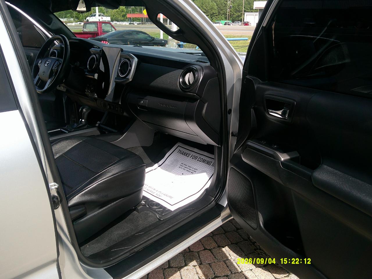 Toyota Tacoma 4WD TRD Off Road Double Cab 5' Bed V6 AT (Natl) 2022