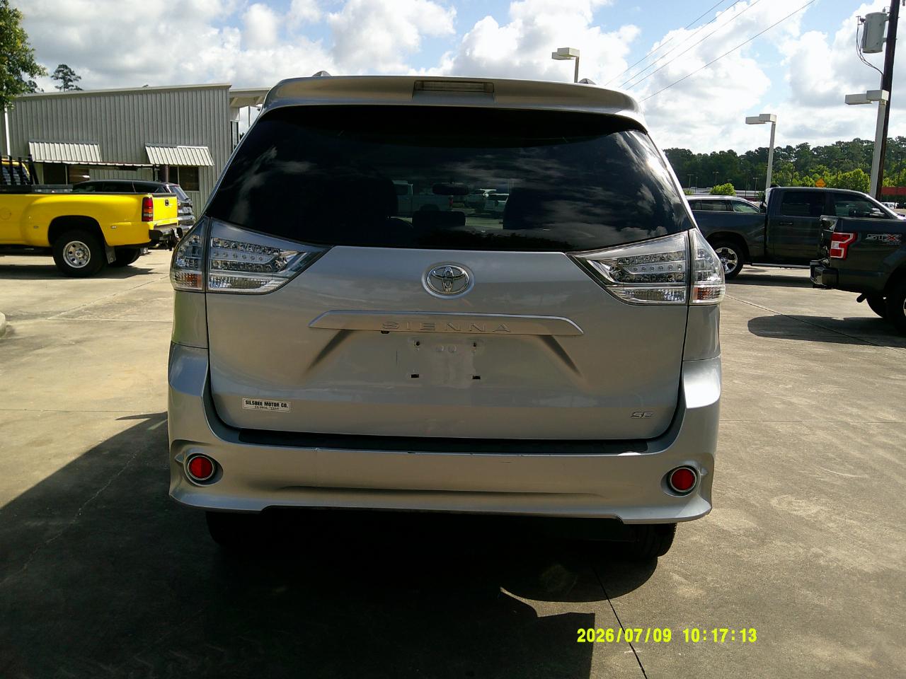 Toyota Sienna 5dr 8-Pass Van V6 SE FWD (Natl) 2014