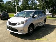 2014 Toyota Sienna 