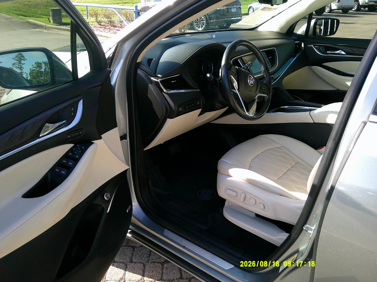 Buick Enclave FWD 4dr Avenir 2023