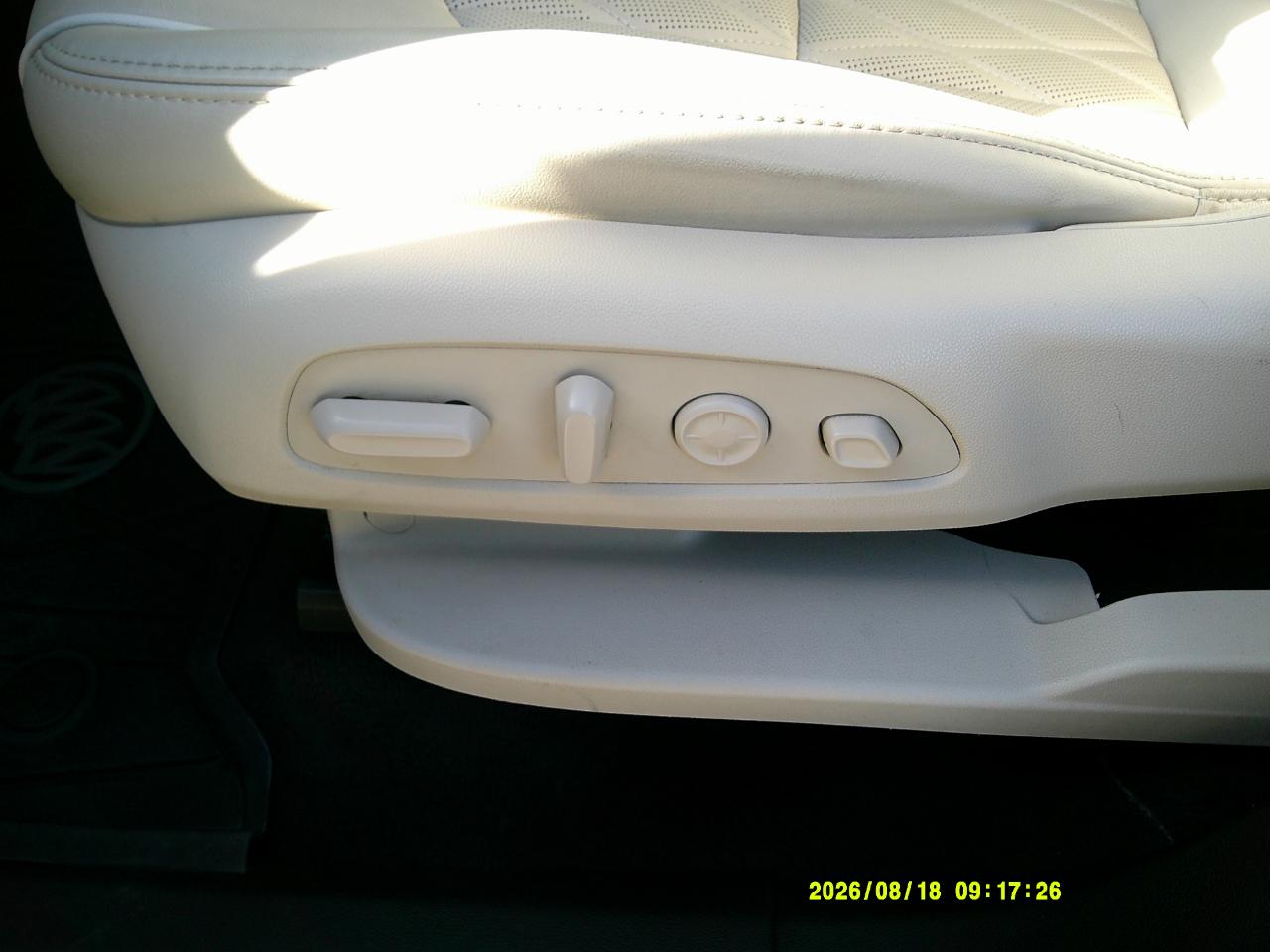 Buick Enclave FWD 4dr Avenir 2023