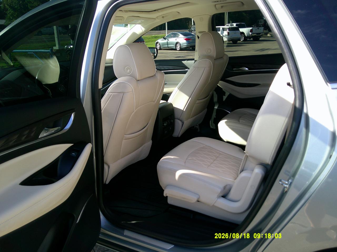 Buick Enclave FWD 4dr Avenir 2023