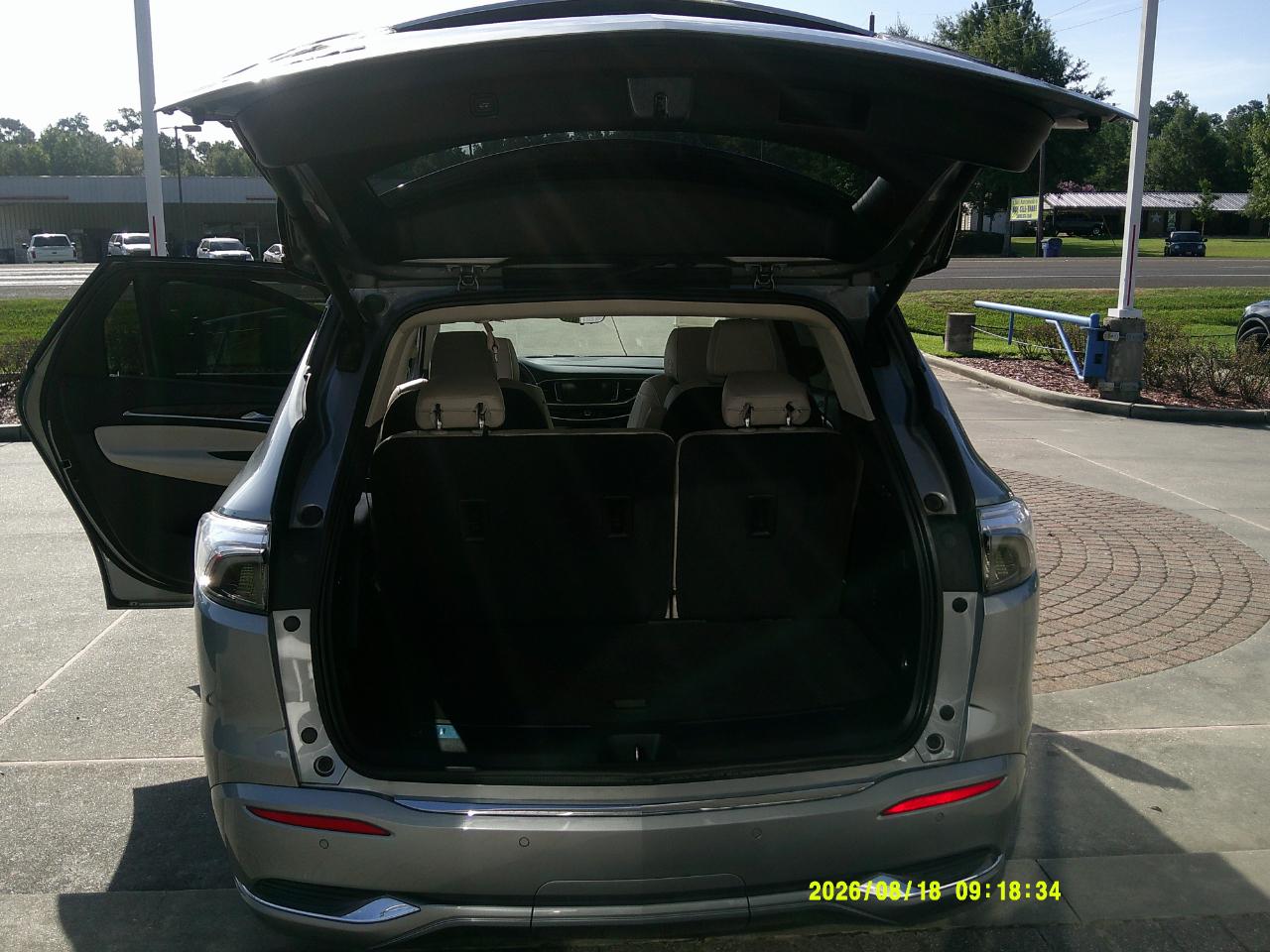 Buick Enclave FWD 4dr Avenir 2023