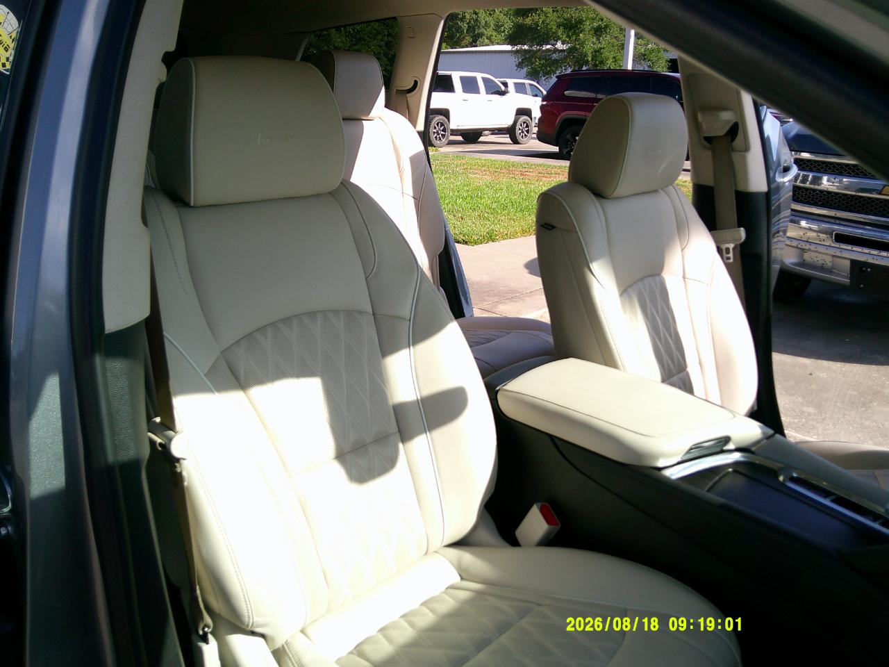 Buick Enclave FWD 4dr Avenir 2023