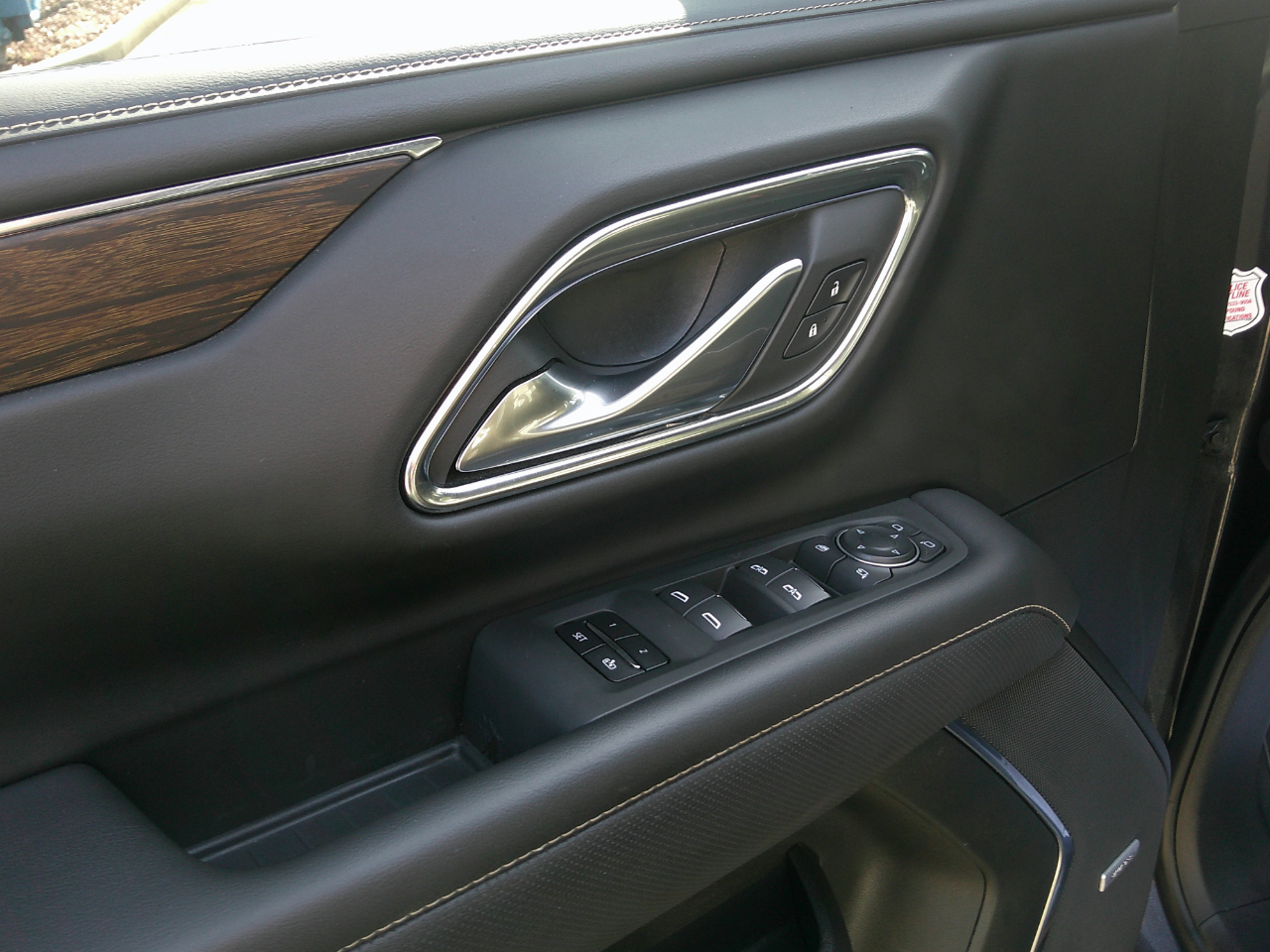 Chevrolet Suburban 4WD 4dr Premier 2023 Chevrolet Suburban 4WD 4dr Premier 2023