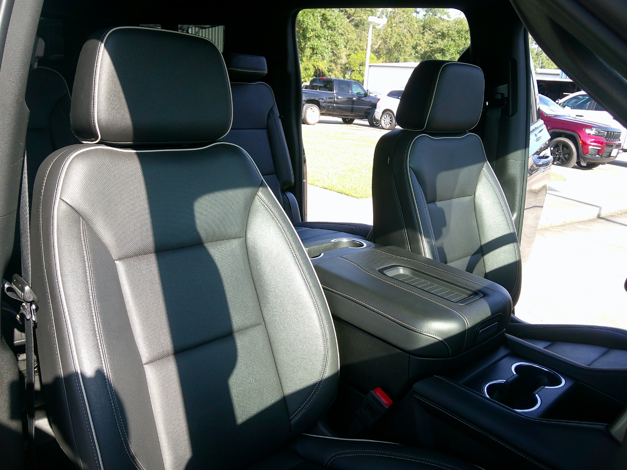 Chevrolet Suburban 4WD 4dr Premier 2023 Chevrolet Suburban 4WD 4dr Premier 2023