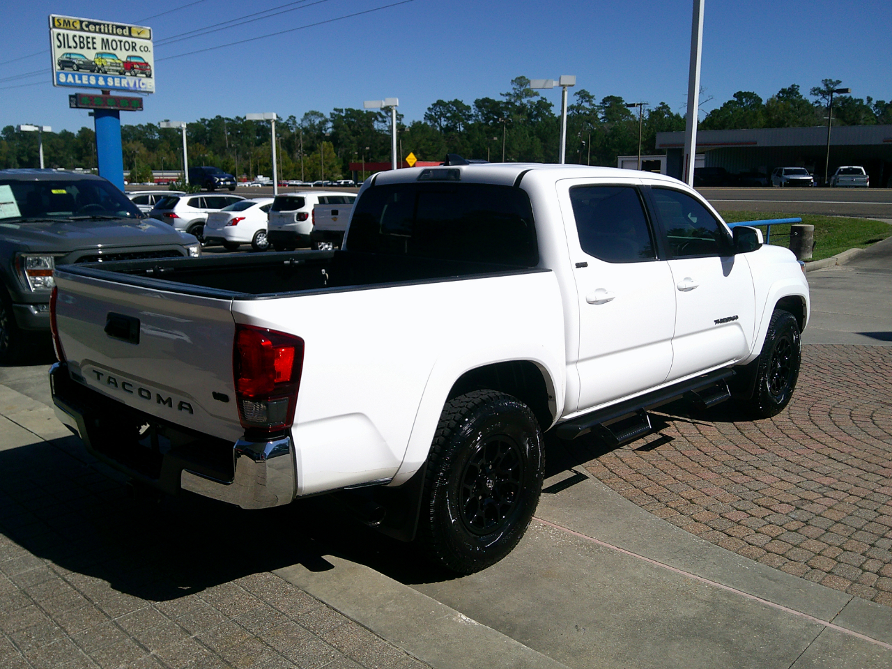 Toyota Tacoma 2WD SR5 Double Cab 5' Bed V6 AT (Natl) 2021 Toyota Tacoma 2WD SR5 Double Cab 5' Bed V6 AT (Natl) 2021
