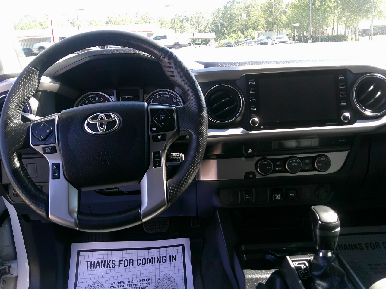 Toyota Tacoma 2WD SR5 Double Cab 5' Bed V6 AT (Natl) 2021 Toyota Tacoma 2WD SR5 Double Cab 5' Bed V6 AT (Natl) 2021