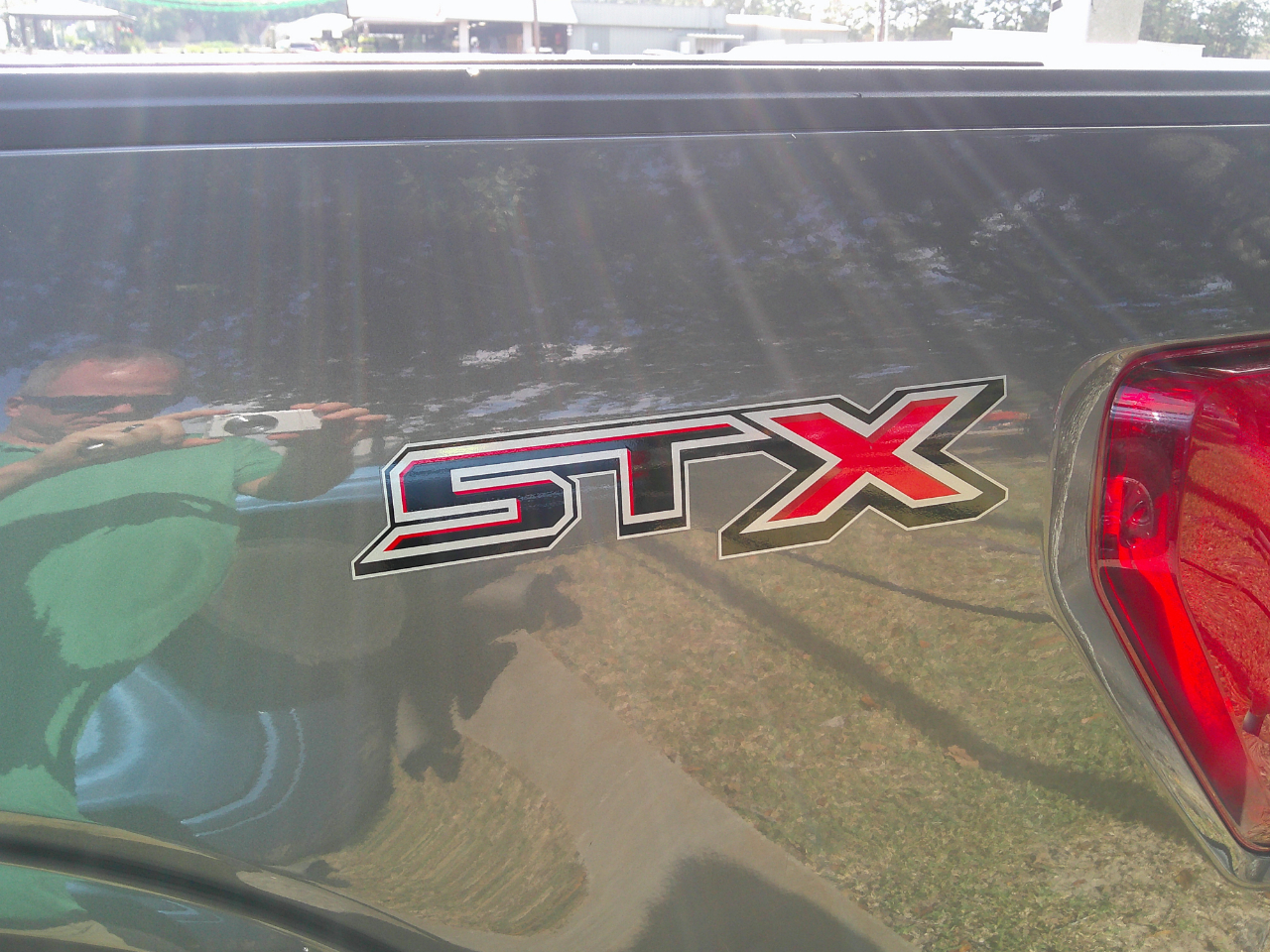 2023 Ford F-150 XL photo 3