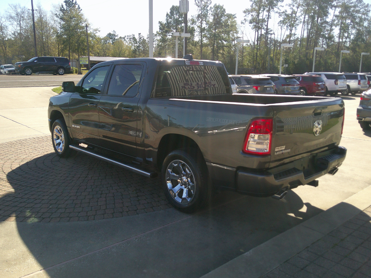 RAM 1500 Lone Star 4x2 Crew Cab 5'7" Box 2022
