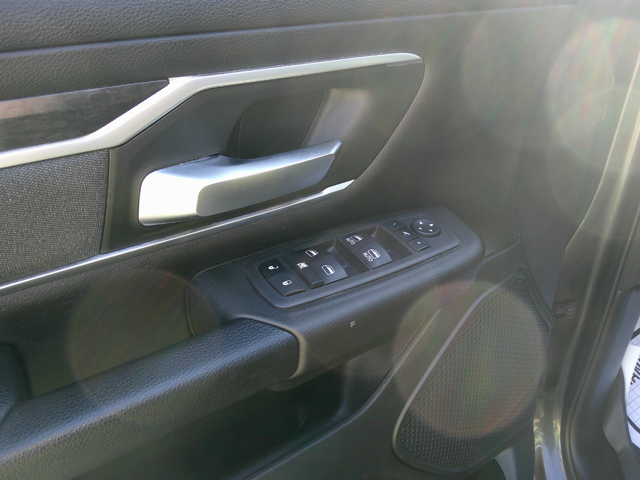 RAM 1500 Lone Star 4x2 Crew Cab 5'7" Box 2022