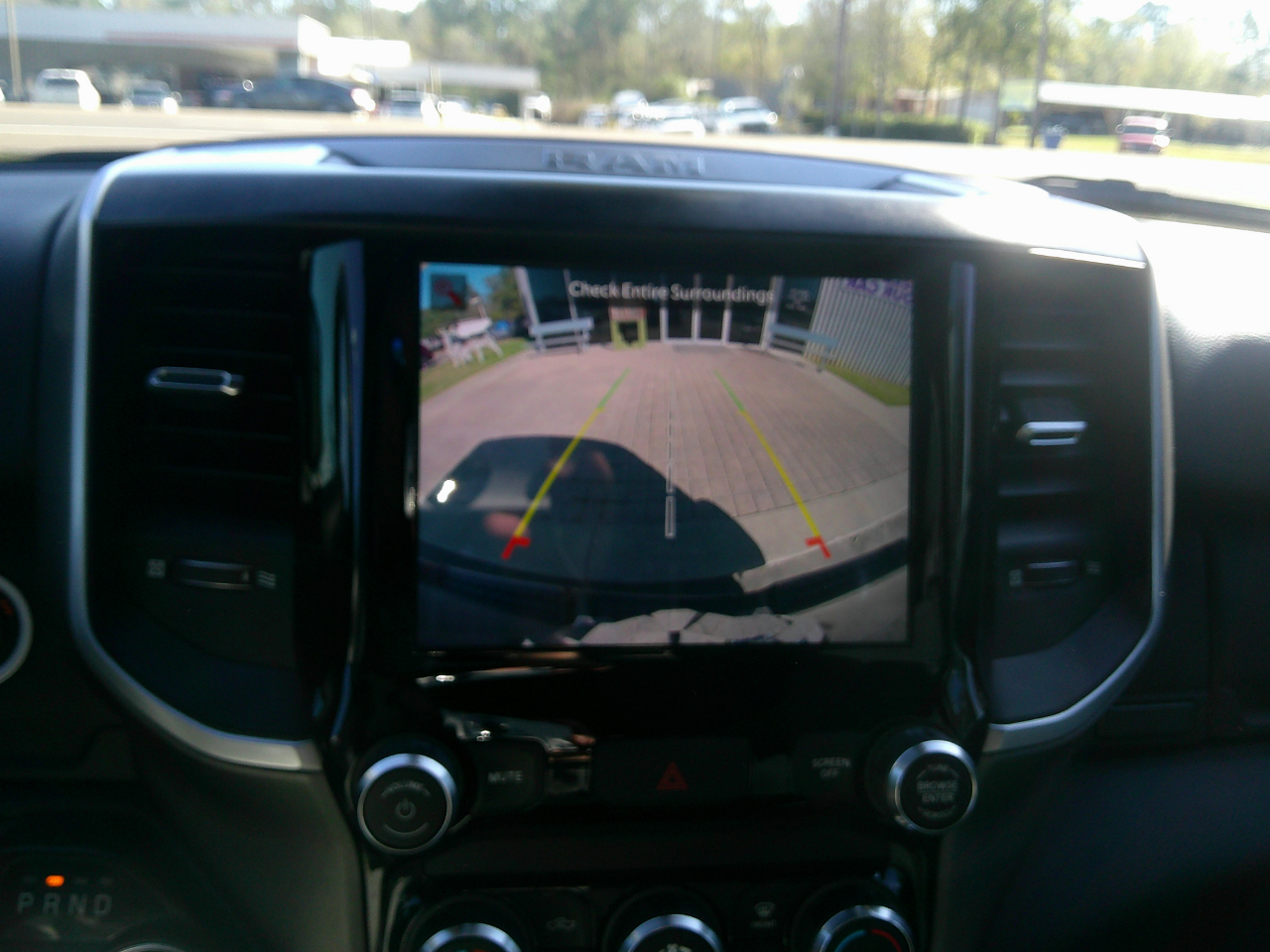 RAM 1500 Lone Star 4x2 Crew Cab 5'7" Box 2022