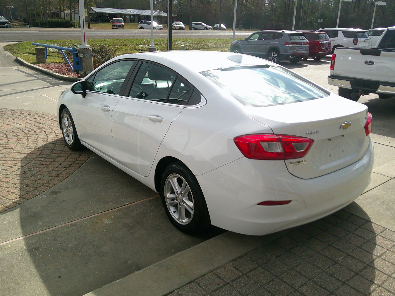 Chevrolet Cruze 4dr Sdn 1.4L LT w/1SD 2017