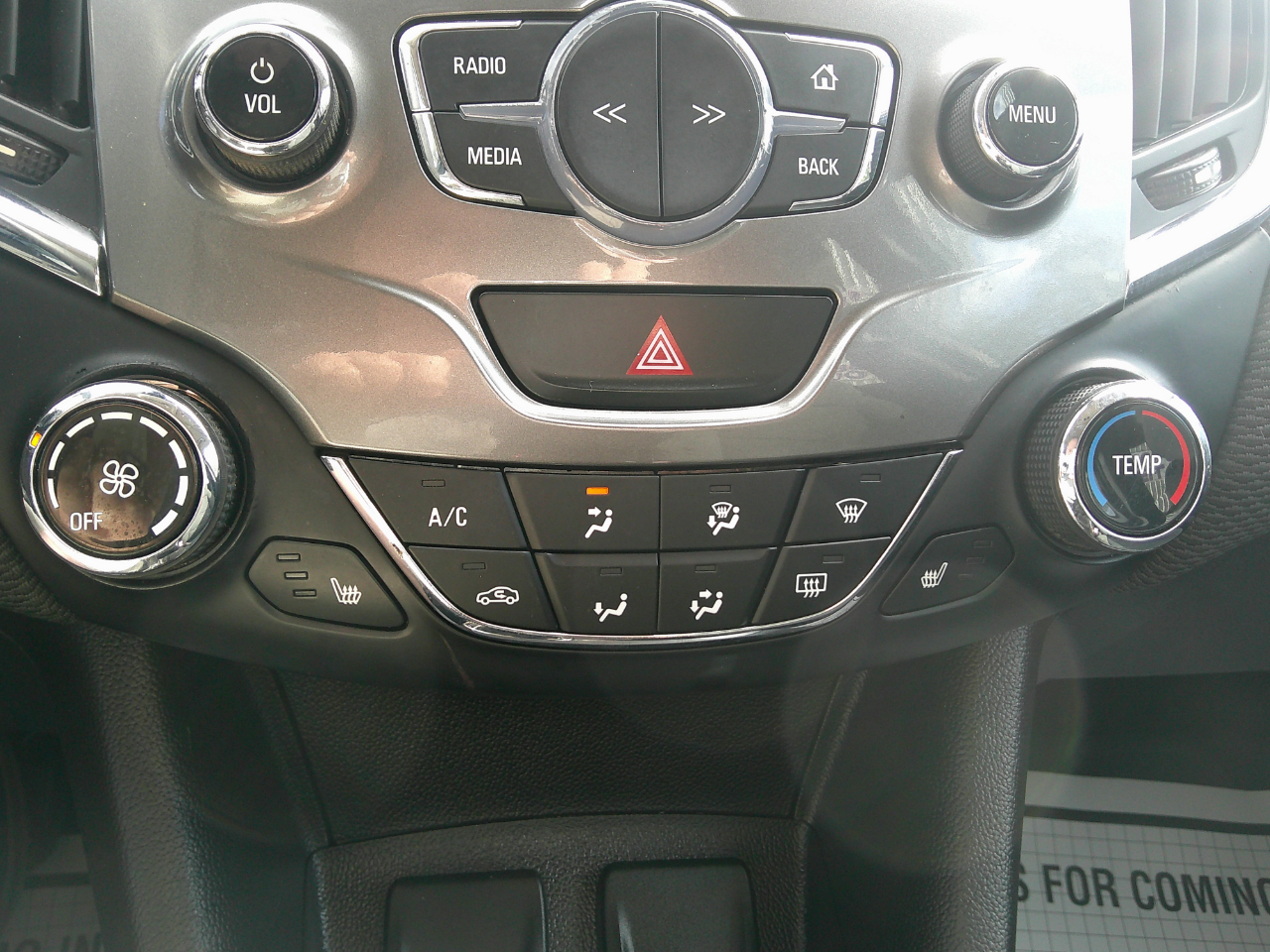 Chevrolet Cruze 4dr Sdn 1.4L LT w/1SD 2017